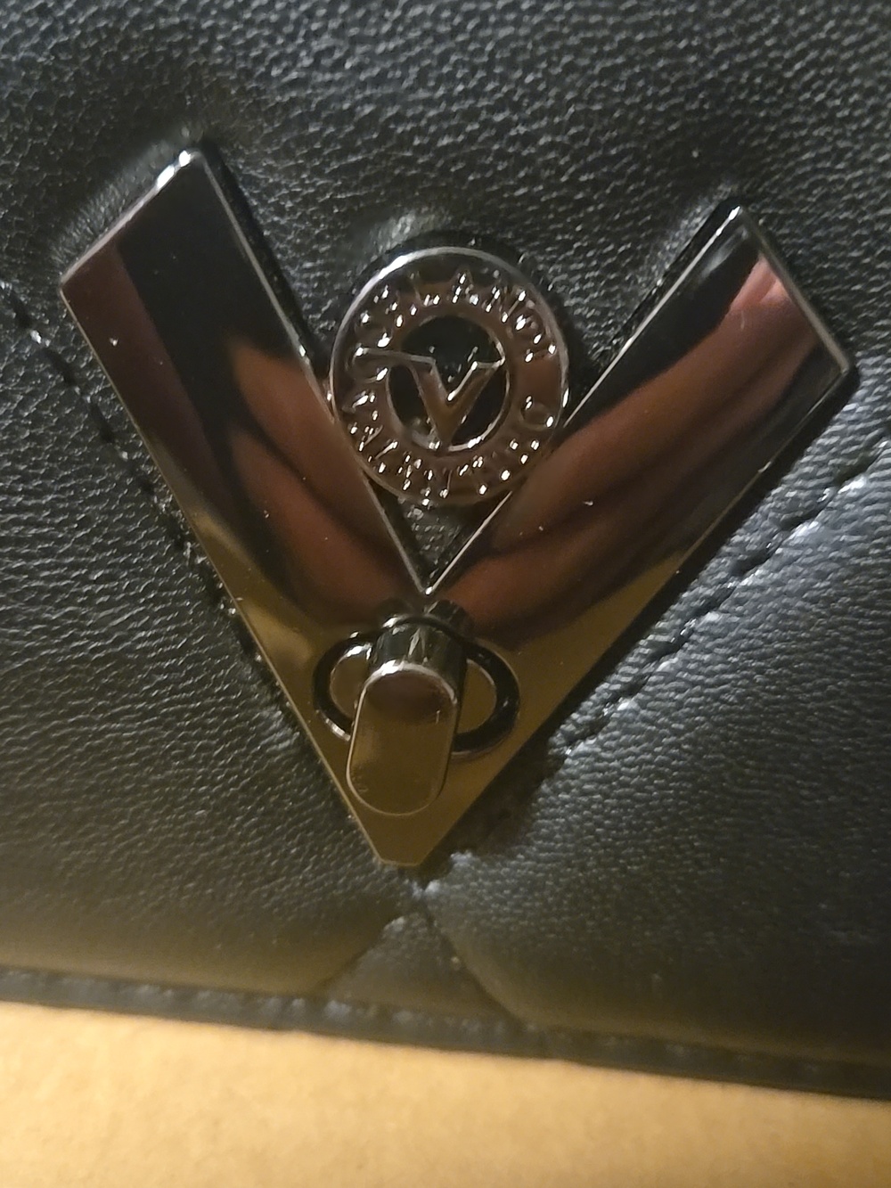 Valentino Orlandi Black Quilted Leather Crossbody with V Logo Retail 279.00 NWT - Picture 3 of 9